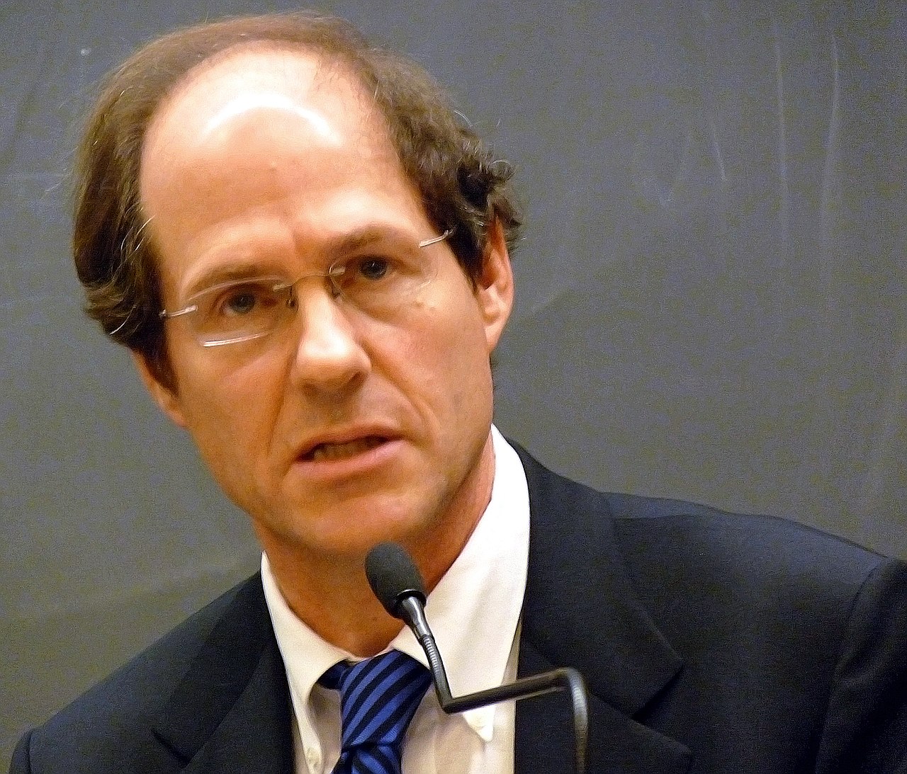 Progressives Vehemently Object To Cass Sunstein’s Plans To Return To Government