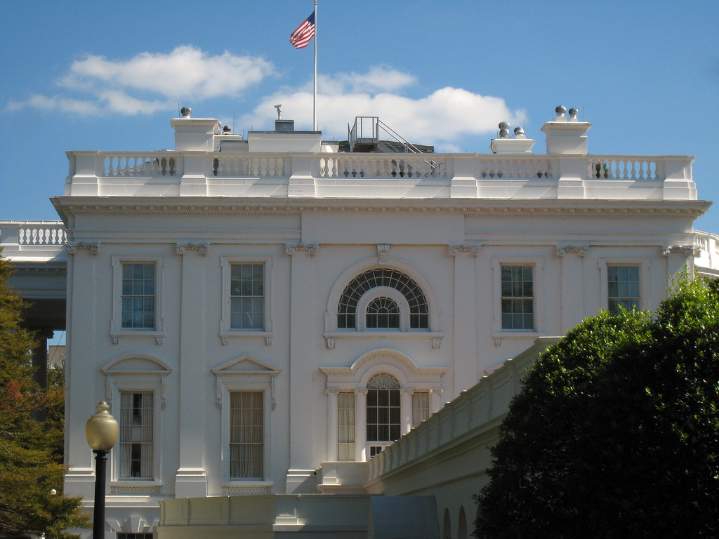 Toward a Conflict-of-Interest-Free West Wing