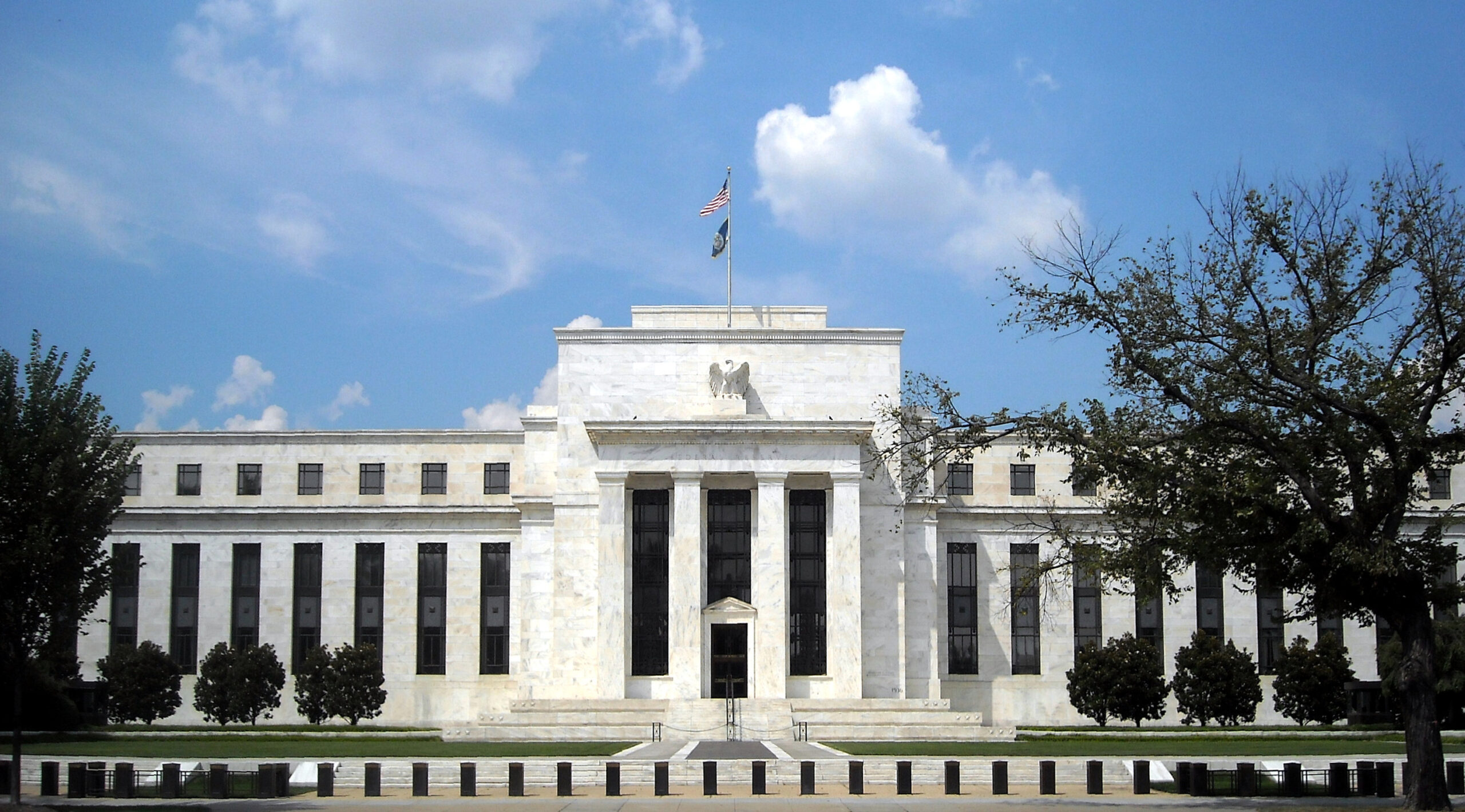 While Thorough, Fed Report Refuses To Name Names On SVB Failure